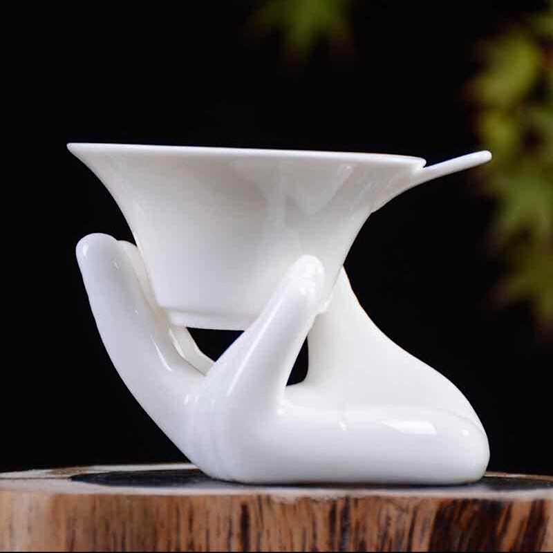 Lọc trà và đế đỡ bàn tay bằng sứ