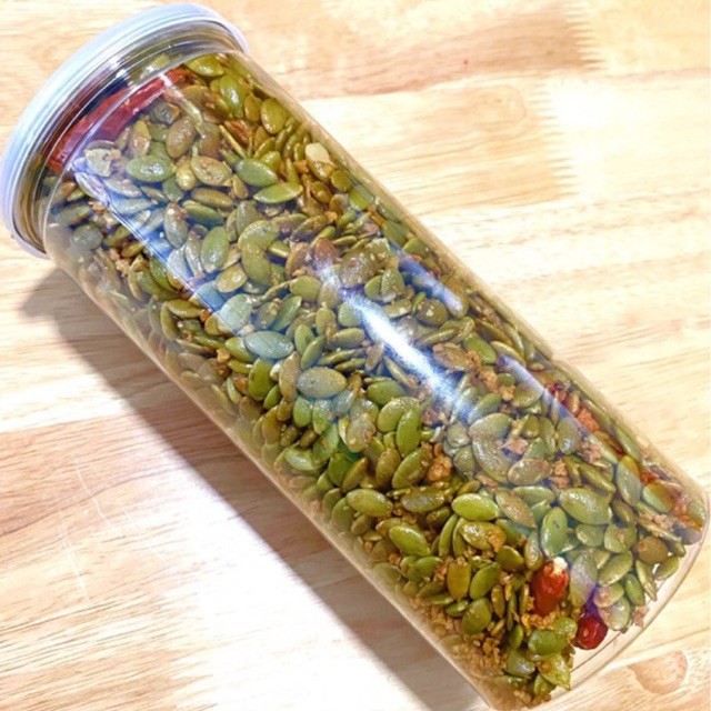 LON 600g HẠT BÍ RANG TỎI ỚT🌶