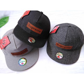 Mũ nón hip hop cho bé logo supreme