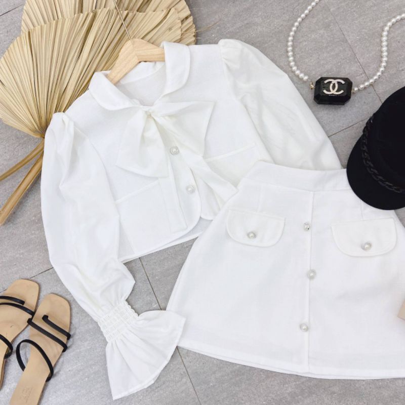 SET ÁO CROP DẠ TRẮNG TAY VOAN LOE KÈM CHÂN VÁY
