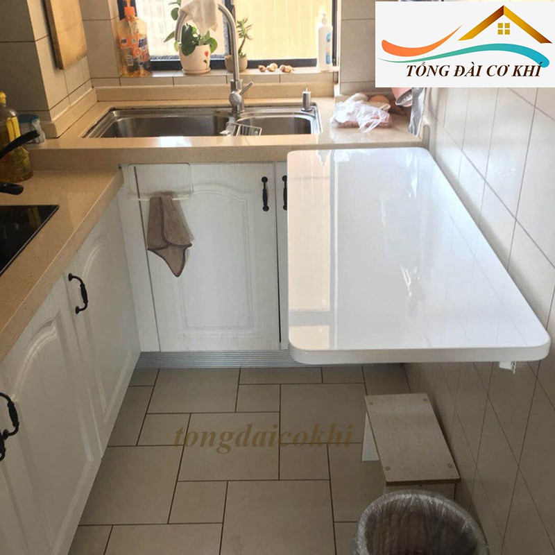 Bàn gấp tường dùng để làm việc full phụ kiện tặng kèm tuvit