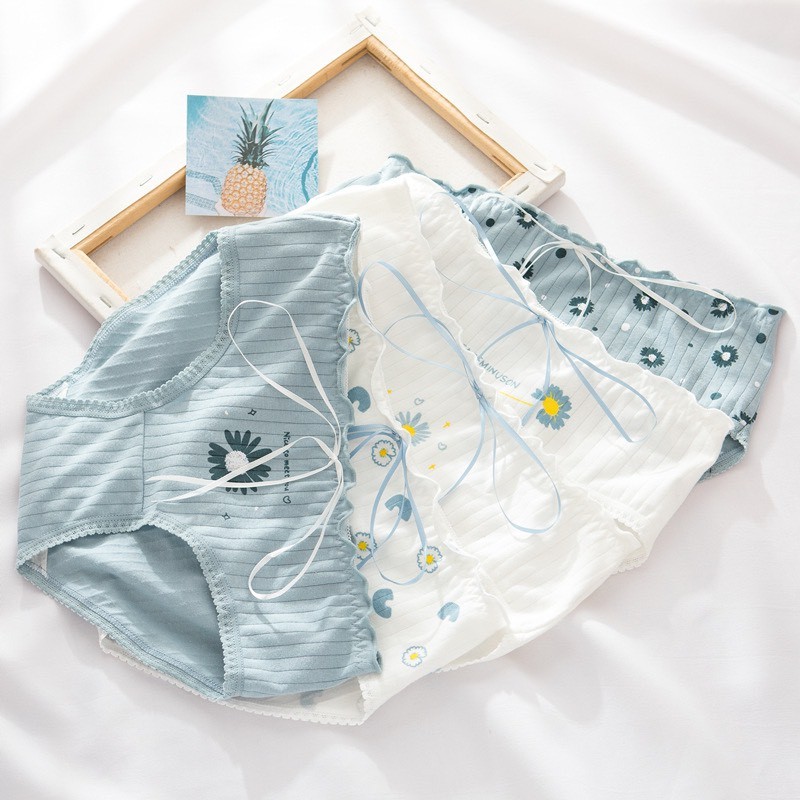 Quần lót nữ len tăm sợi tre họa tiết hoa cúc dễ thương SUNSHINE DOLLY SECRET QL027