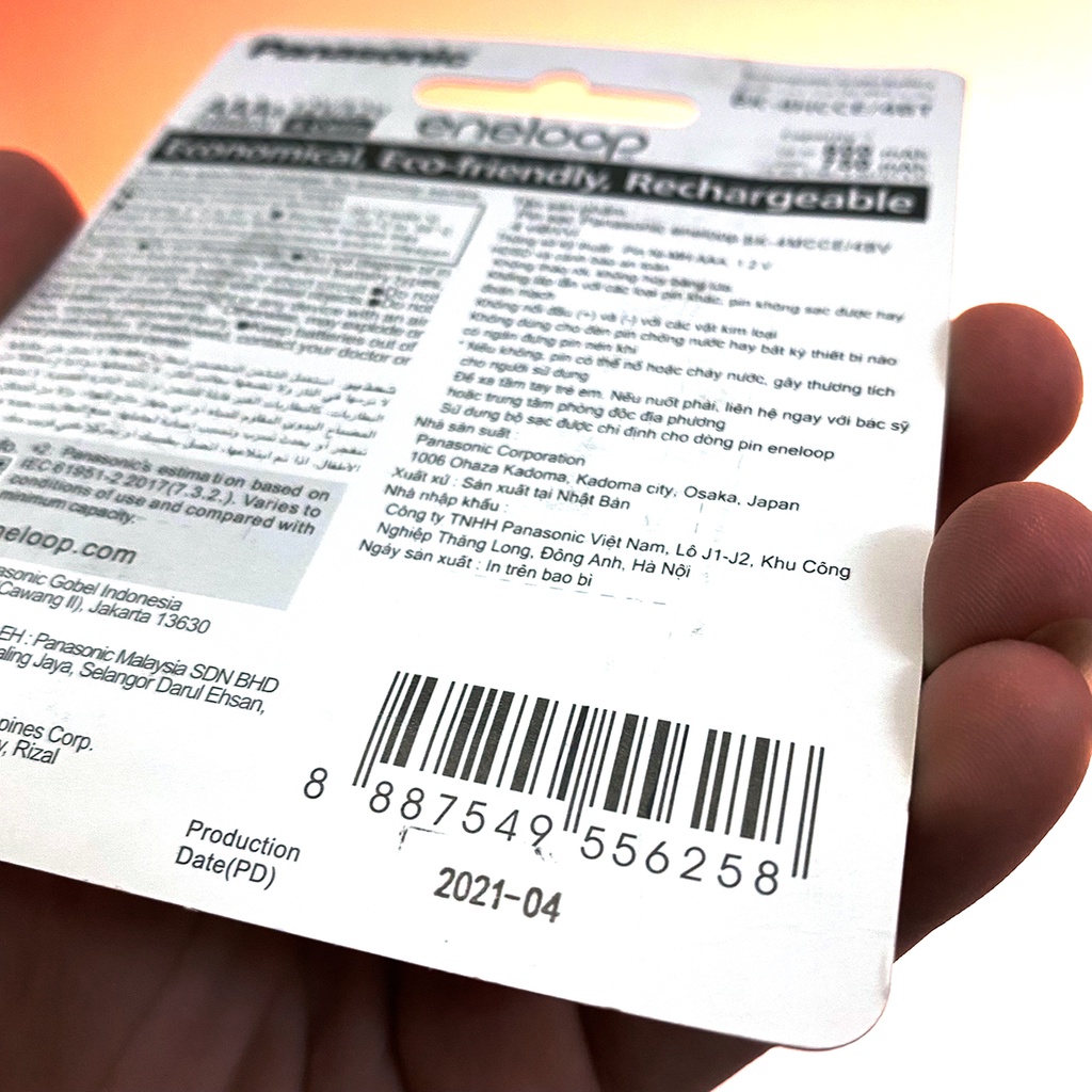 Pin Sạc Eneloop AAA Trắng 800 mAh - madein Japan 1,2V Vỉ 4 Viên BK-4MCCE/4BV