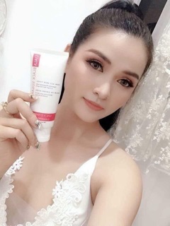 Sữa rửa mặt