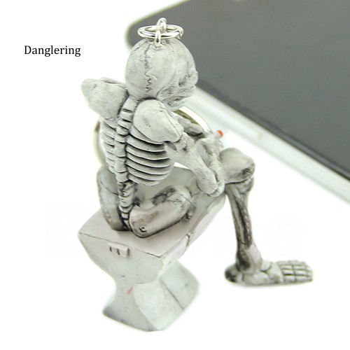 Móc chìa khóa hình bộ xương ngồi toilet độc đáo sáng tạo