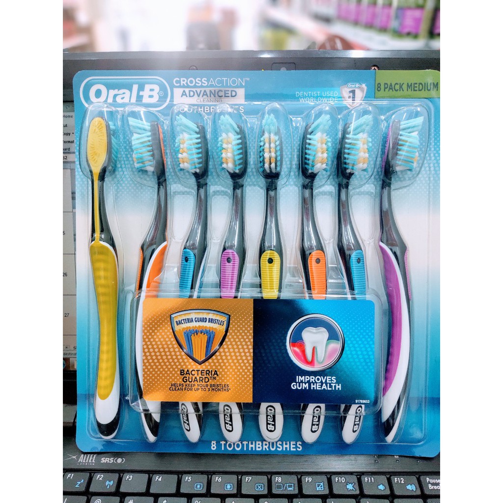 Bàn Chải Đánh Răng Oral-B Advanced 8pcs