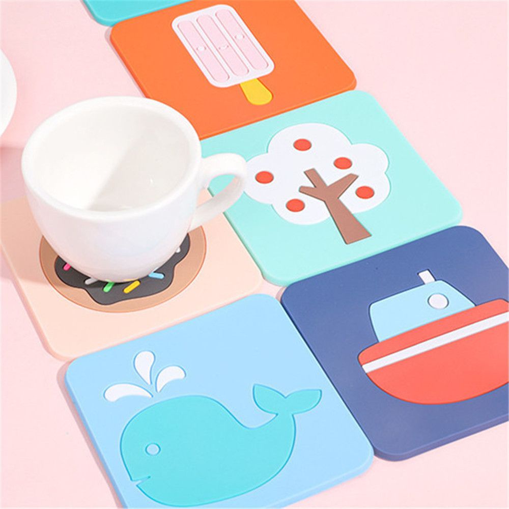 Tấm Lót Cốc Bằng Silicon Họa Tiết Hoạt Hình Dễ Thương Bắt Mắt