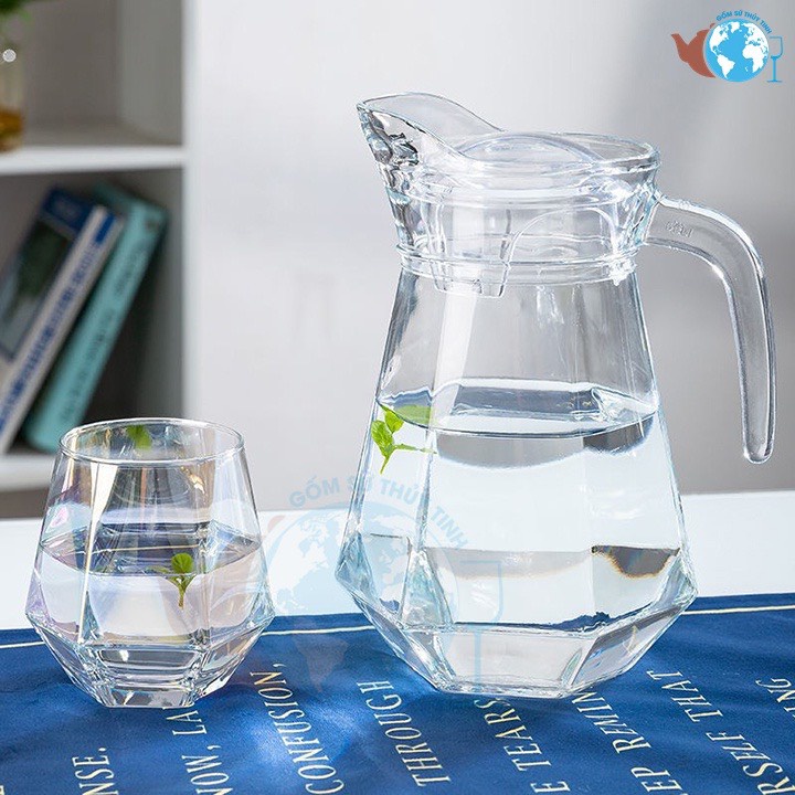 Bình nước thủy tinh cao cấp đáy góc cạnh dung tích 1300ml