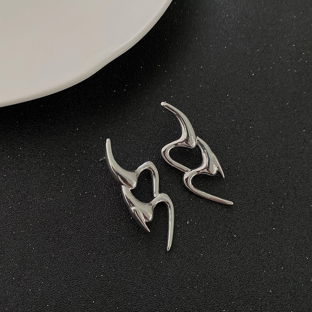 Đôi Bông Tai Thời Trang Sáng Tạo Cổ Điển Dành Cho Nữ