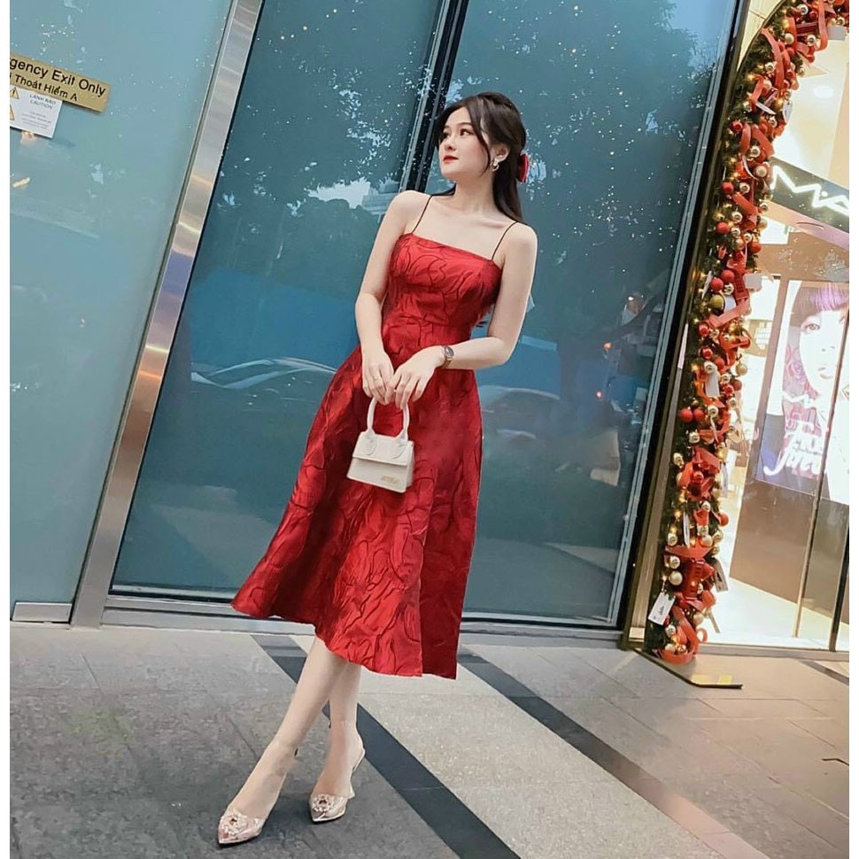 [Đầm Mới] Đầm Nữ Dự Tiệc 2 Dây Gấm Hoa Cao Cấp Màu Sắc Nhã Nhặn Thật Sự Phù Hợp Để Tới Công Sở, Đi Làm Hoặc Đ | BigBuy360 - bigbuy360.vn