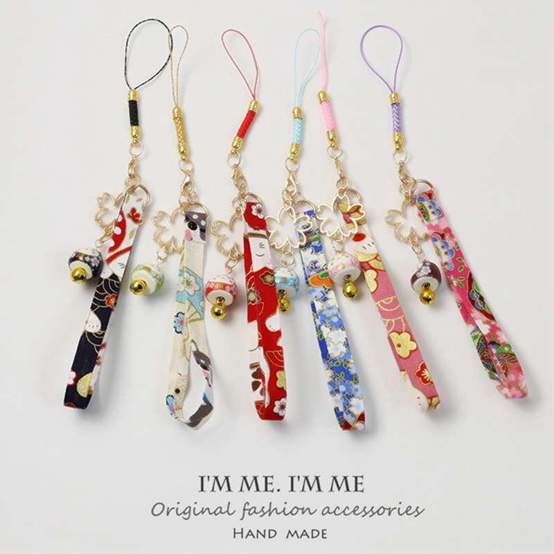 Móc Khóa Hình Mèo May Mắn Xinh Xắn