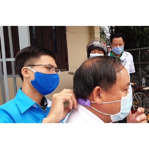 Đai đeo khẩu trang bảo vệ vành tai chống đau tai, đeo sau gáy màu đỏ họa tiết đẹp khác nhau | BigBuy360 - bigbuy360.vn