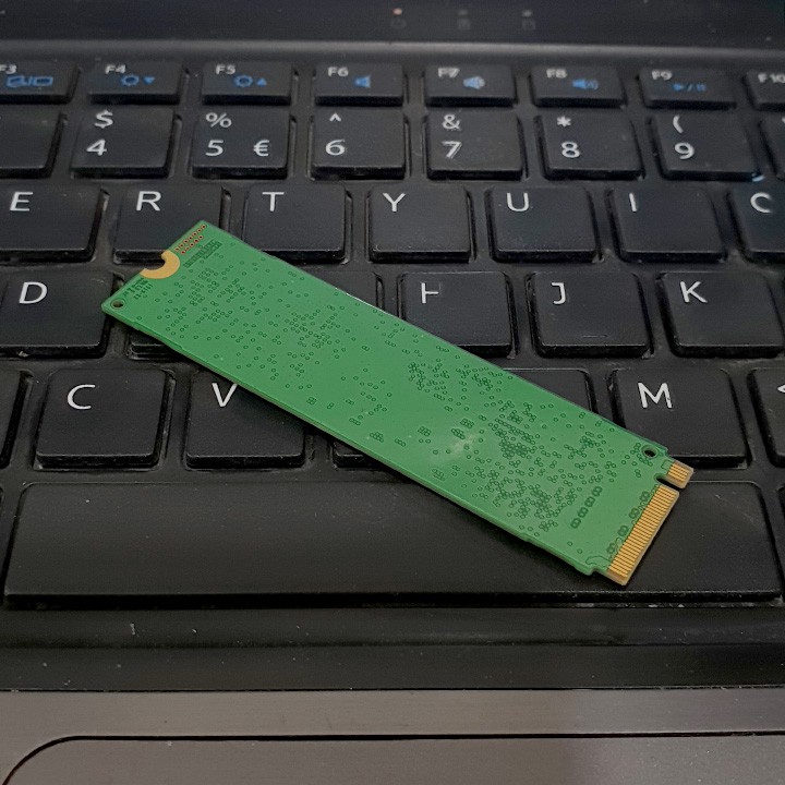 [Mã ELMS03 giảm 7% đơn 500K] Ổ cứng SSD M.2 NVMe Samsung PM981a 256GB, 512GB - bảo hành 3 năm SD32 SD33 | BigBuy360 - bigbuy360.vn