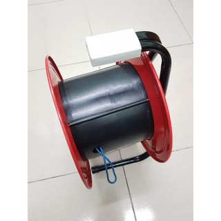 Rulo cuốn dây điện có CB chống giật
