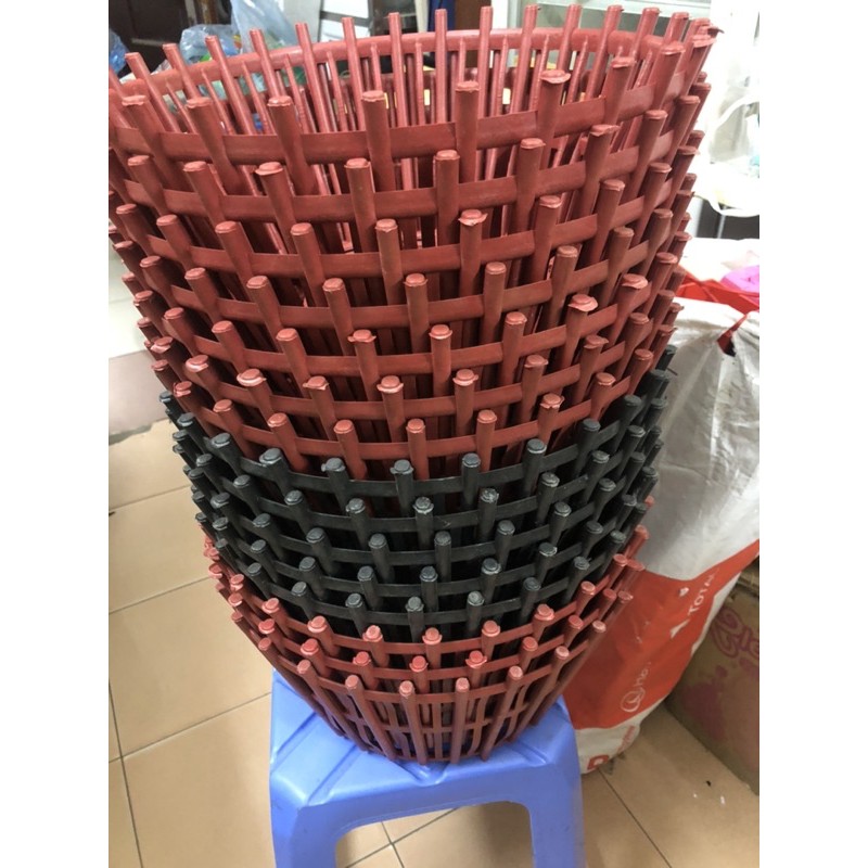 Chậu nhựa giả gỗ Phi 27 vs Phi 35 cm Size Đại ☘️ Tặng kèm móc treo ✅