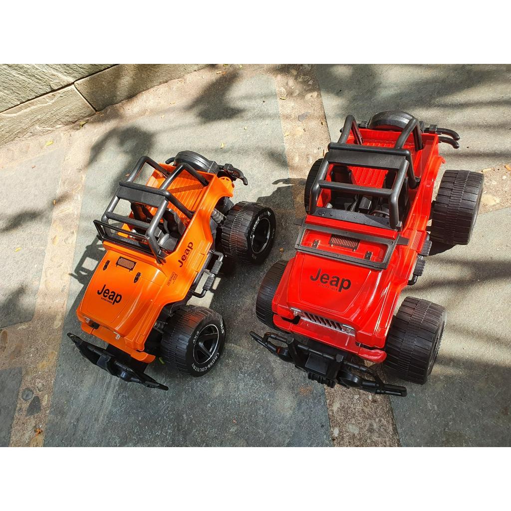 Đồ Chơi Xe JEEP Xe Bánh Lớn Xe Đua Mô Tô/Ô Tô Địa Hình Điều Khiển Từ Xa Bốn Chiều Đồ Chơi Xe Điều Khiển Từ Xa Cho Bé