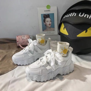 Giày Sneaker đế răng cưa mới