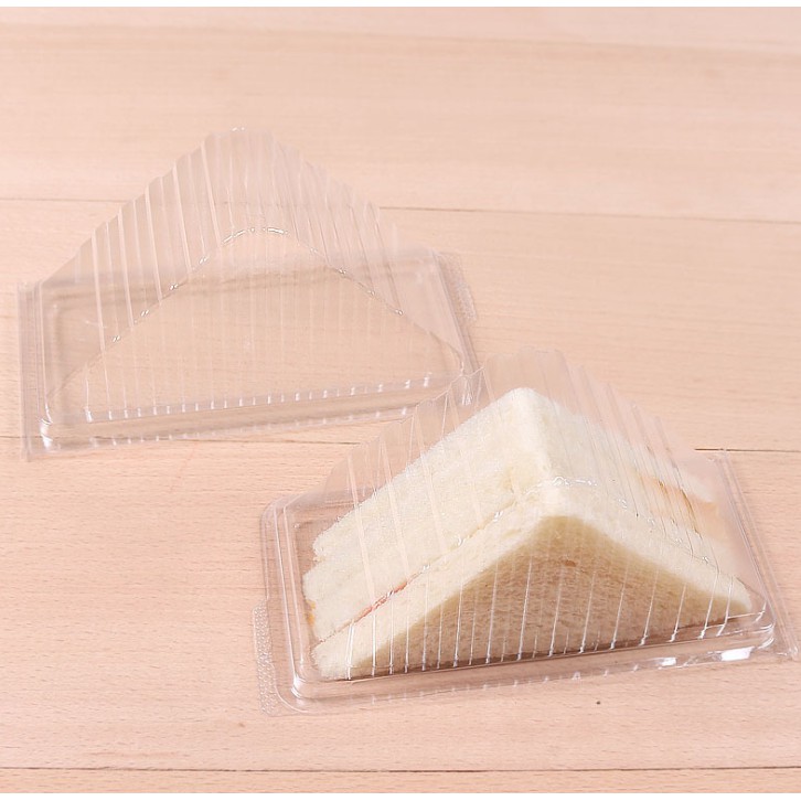 Hộp bánh mì sandwich tam giác nhựa F29 100 cái 1 lốc