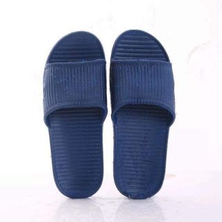 Dép xốp đi trong nhà