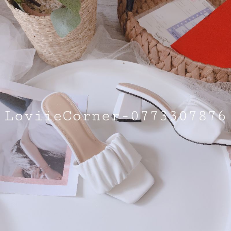 DÉP CAO GÓT LOVIIECORNER TỨ GIÁC GUỐC NỮ ĐẾ VUÔNG QUAI BÈO NHÚN 5 PHÂN D200356