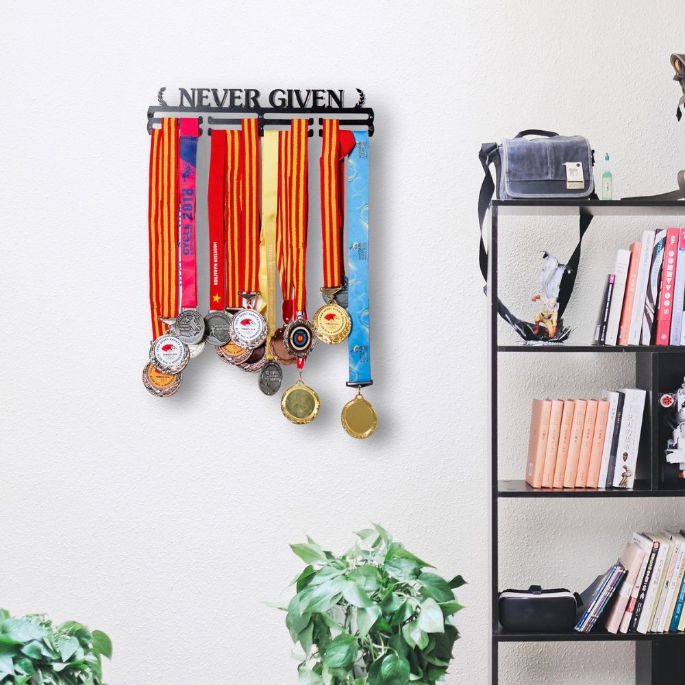 [Giảm Mạnh] Medal Hanger - Giá treo huy chương chạy bộ và các môn thể thao "Never given", shop uy tín