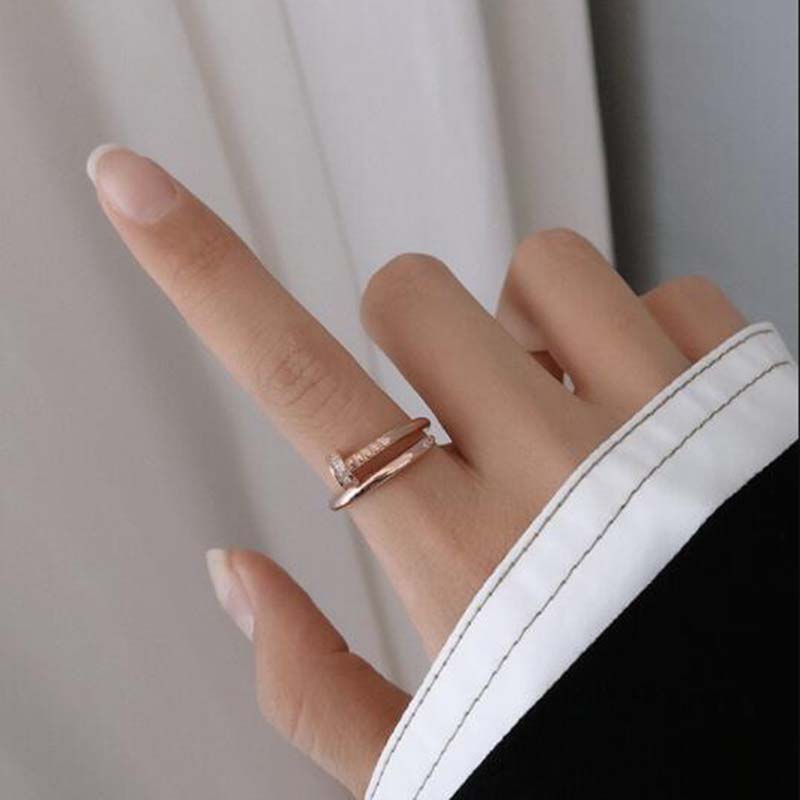 Nhẫn đeo ngón tay đính đá thời trang cho nữ