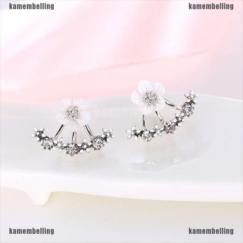 Bông Tai Hình Hoa Cúc Đính Pha Lê Dễ Thương Dành Cho Nữ