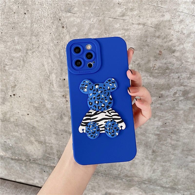 Ốp lưng iphone cạnh vuông gắn kaws bảo vệ camera 7plus x xsmax 11 11promax 12 12pro 12promax 13 13pro 13proma DT13