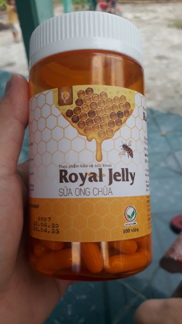 SỮA ONG CHÚA ROYAL JELLY NATURE PHARMA HỘP 100 VIÊN