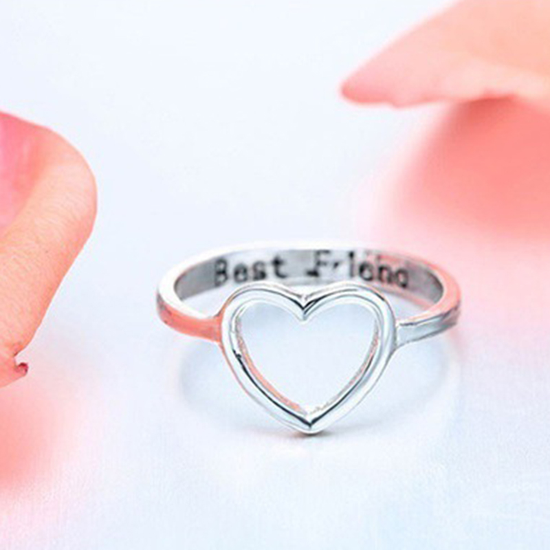 Nhẫn Hợp Kim Hình Trái Tim Xinh Xắn