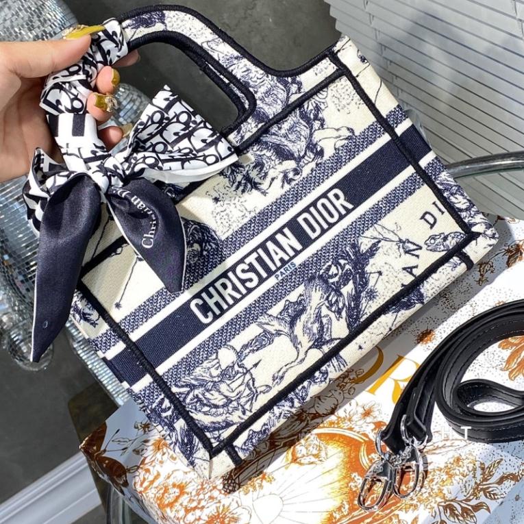 ✅Túi CD TOTEBOOK SMALL 22x24x8cm - Bản SUP [Fullbox]