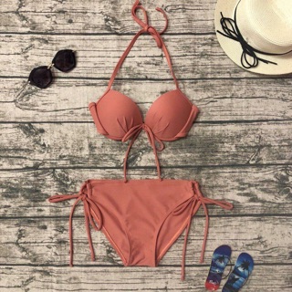 Bikini 2 mảnh chip