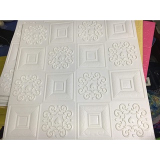 Xốp dán tường 3D hoa cổ điển màu trắng