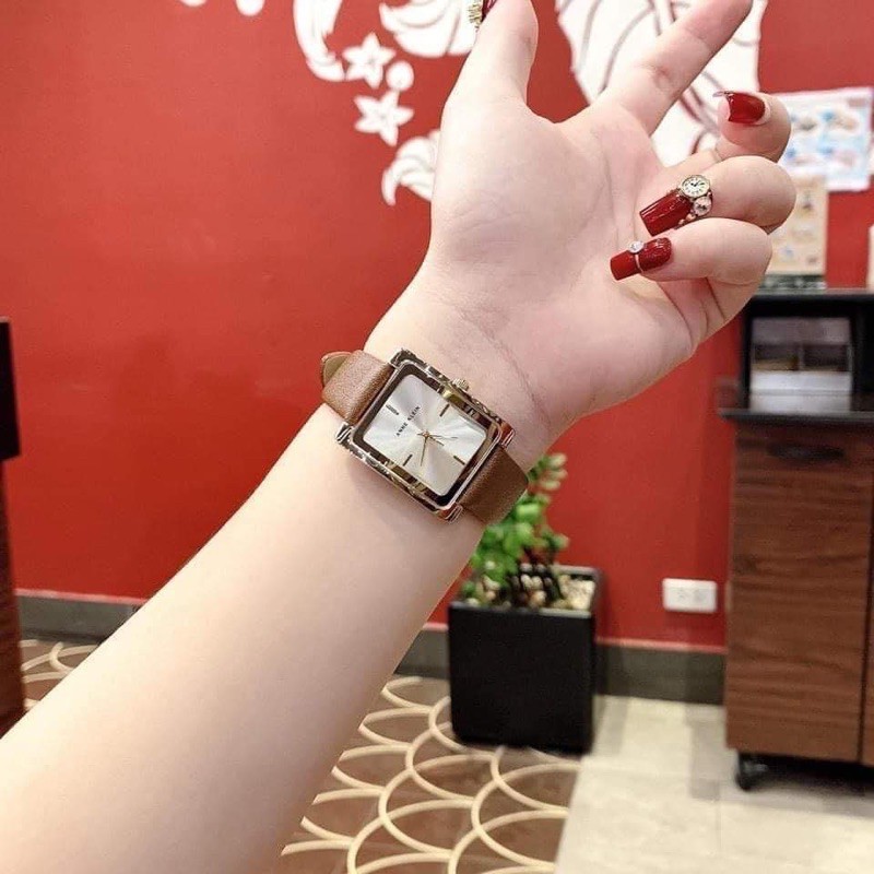 Đồng hồ nữ Anne Klein