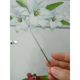 1 cây nặn mụn 2 đầu