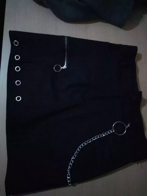 Chân váy CHAIN RINGS ( có ảnh thật phía sau ) kèm cả dây xích | BigBuy360 - bigbuy360.vn