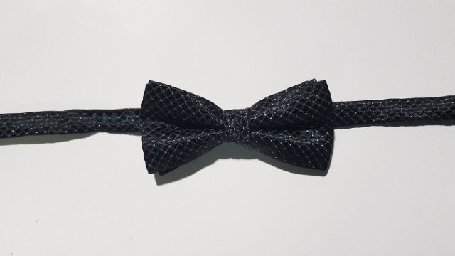 Nơ đeo cổ cho bé trai