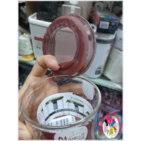 Lọ gia vị thủy tinh nắp và đế cao su hít chân không hàng đẹp
