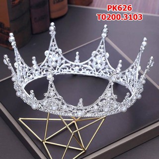 vương miện tròn cả đầu