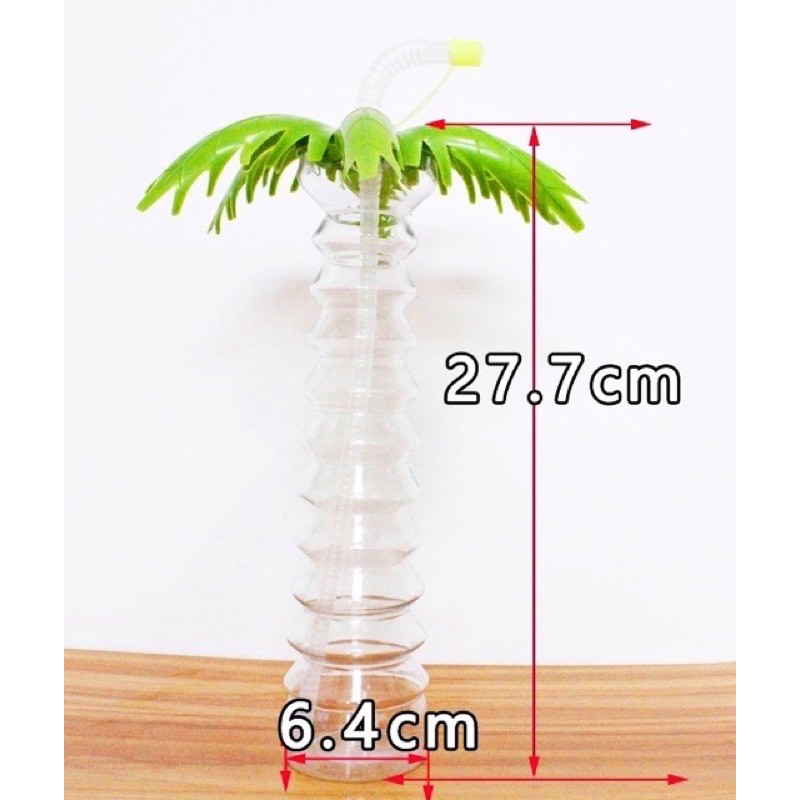 Bình nước cây dừa xanh lá