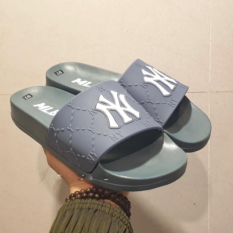 Dép quai ngang unisex nam nữ MBL NY chữ nổi độn đế đúc mềm