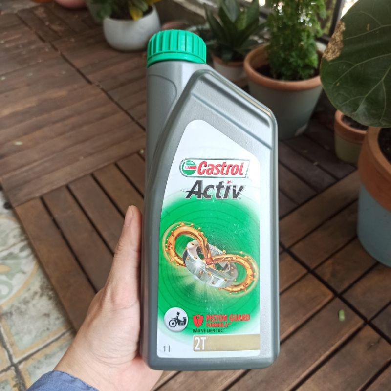 Dầu nhớt Castrol Activ 2T, nhớt dành cho xe máy 2 thì