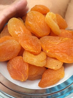 Mơ sấy thổ nhĩ kỳ