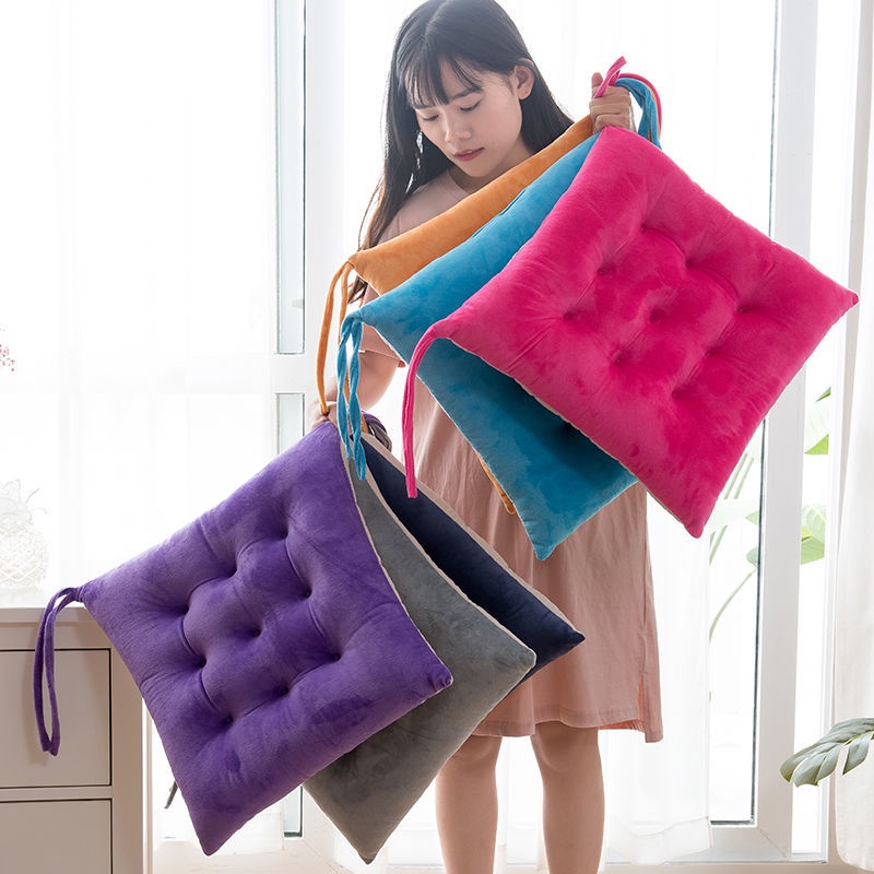 Đệm lót ghế ngồi hình tròn chống trượt tiện lợi cho văn phòng