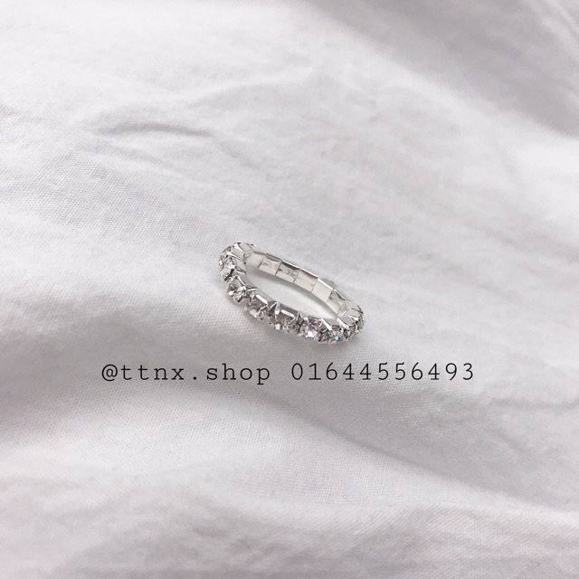 Nhẫn đá cao cấp