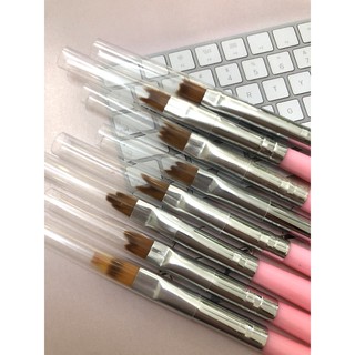 Set cọ vẽ hoa/ set cọ vẽ hoa cúc (Ảnh tự chụp)