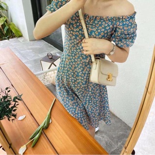 ĐẦM SUÔNG HOA CỔ U