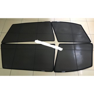 Che nắng theo xe Innova 2007-2015