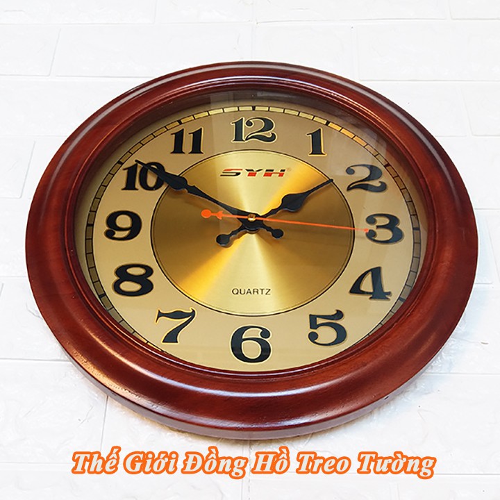 Đồng Hồ Treo Tường Gỗ TỰ NHIÊN SYH Hình Tròn – Máy Đồng Hồ Kim Trôi Nhật – Mặt Số Kim Loại Vàng Đồng – Tặng Pin MAXCELL