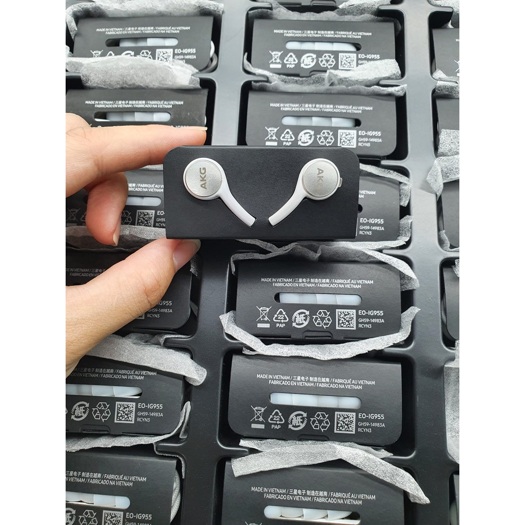 Tai nghe Samsung AKG S10/ Đen/ Trắng S10Plus/ S9/ S9 Plus/ Note 9.Hàng Chính Hãng. Bảo hành 12 tháng. Tặng kèm 4 núm phụ